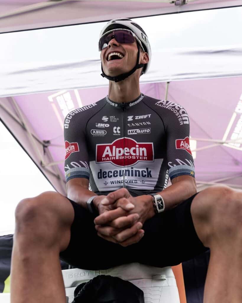 Se filtra el entrenamiento de Van Der Poel antes del Tour