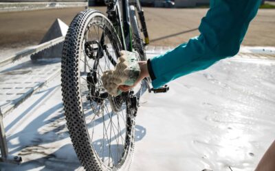 Cómo limpiar nuestra bicicleta de montaña sin dañar ningún componente