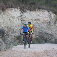 ¿Cómo debe un ciclista preparar una prueba de fondo?