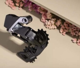 Sram Xx1 Eagle Vs Sram Gx Eagle: 1.000 Euros De Diferencia Entre Ellos