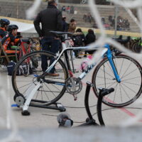 Cómo mantener la forma desde casa con un rodillo para bicicleta