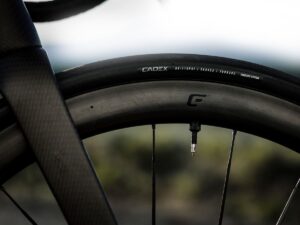 usar ruedas tubeless en carretera vale la pena cambiarse