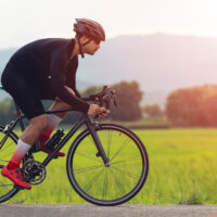 Transiciones en bici: Guía esencial para un calentamiento efectivo y un enfriamiento adecuado