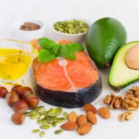 5 alimentos con grasas beneficiosas que no debes eliminar de tu dieta