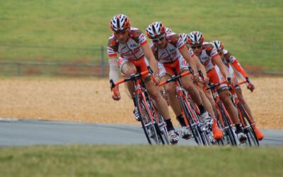 cyclists 1851269 1920