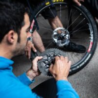 Entrevista: los coches azules de Shimano, el equipo A de la asistencia