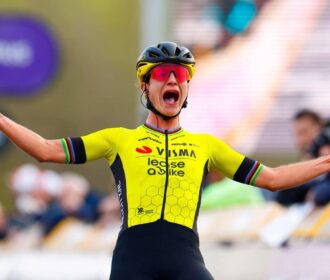 Marianne Vos Arrebata La Victoria A Wiebes En Un Sprint Épico En La Amstel Gold Race 2024