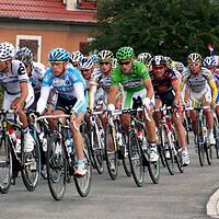 ¿Cuánto dinero se reparten en premios en el Tour de Francia 2024? Una guía completa