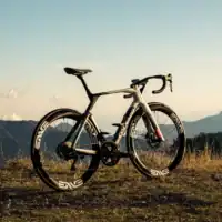 Colnago Y1RS: Descifrando el precio de la bicicleta de Pogacar