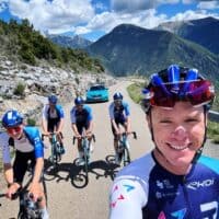 ¿Frenar la Innovación o Priorizar la Seguridad? Chris Froome Aboga por un Debate Sobre el Futuro Tecnológico del Ciclismo