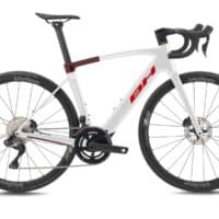 Domina la Carretera con la Bicicleta Eléctrica BH iRS1 CARBON 1.6: Análisis Detallado