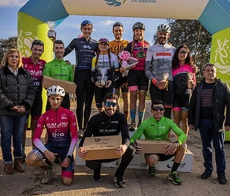 Jaime Moreno Y Elisa Caldas Se Imponen En La Gran Crono De La Maratón De La Miel De Fuenlabrada De Los Montes