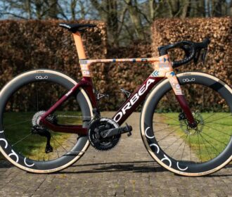 Orbea Estrena Bicicleta En El 40 Aniversario De Lotto